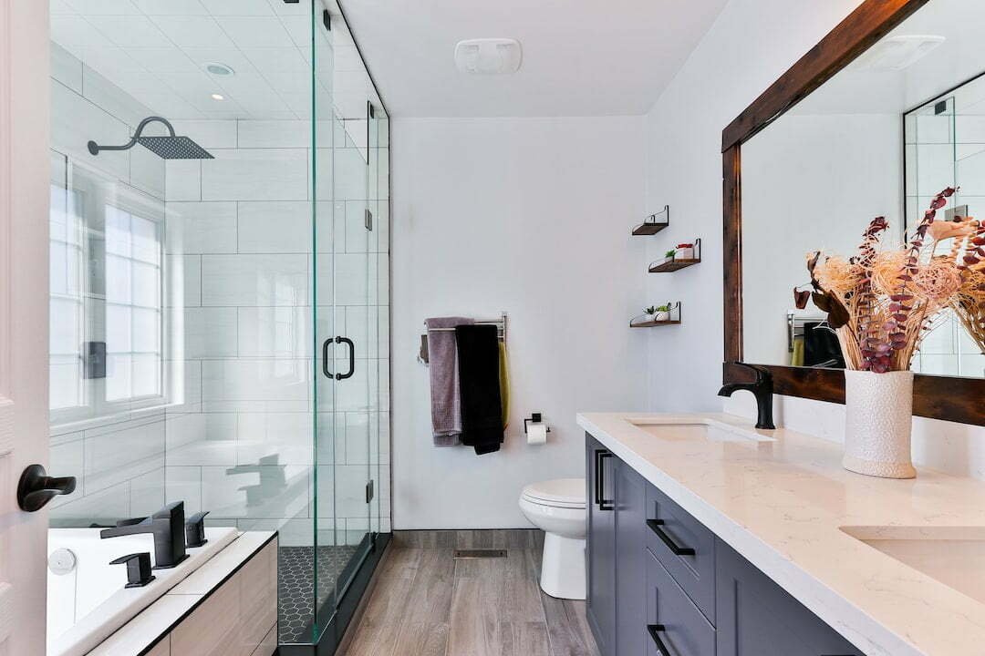 Keep These Tips in Mind When Remodeling Your Bathroom